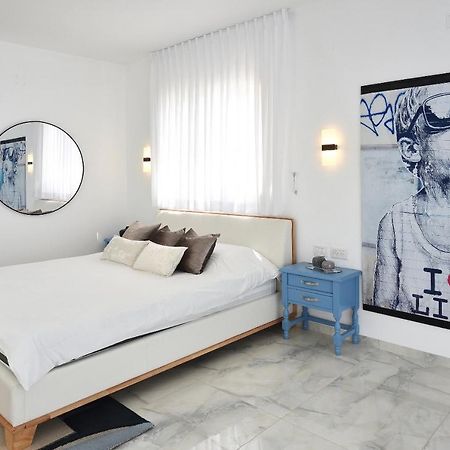 Ferienwohnung הסויטות של פולי Manot Exterior foto