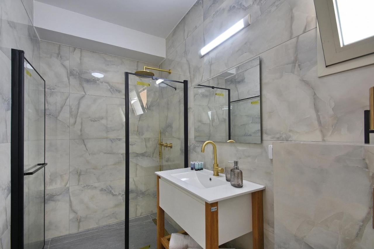 Ferienwohnung הסויטות של פולי Manot Exterior foto